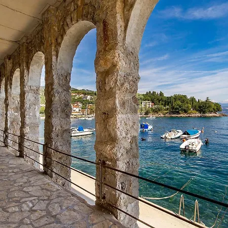 Apartment 1 Bedroom Lovely In Opatija