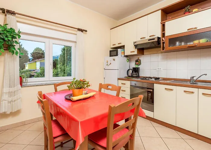 דירה 1 Bedroom Lovely In *