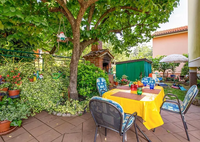 Apartman 1 Bedroom Lovely In